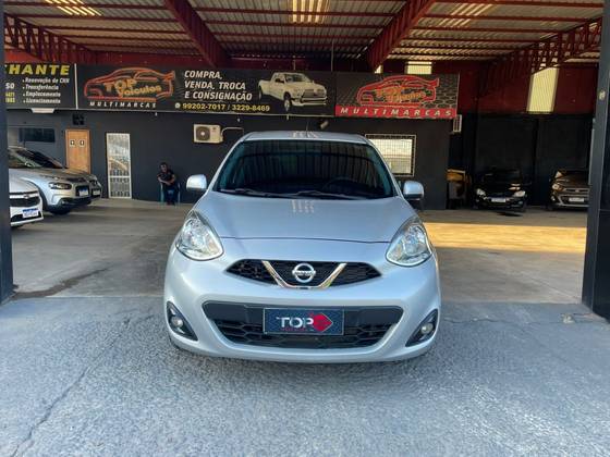 NISSAN MARCH 1.6 SV 16V FLEXSTART 4P XTRONIC NISSAN MARCH 1.6 SV 16V FLEXSTART 4P XTRONIC